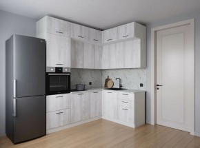 Кухонный гарнитур угловой Пайн 2200*1700 (Стол. 26мм) в Чебаркуле - chebarkul.mebel24.online | фото 1